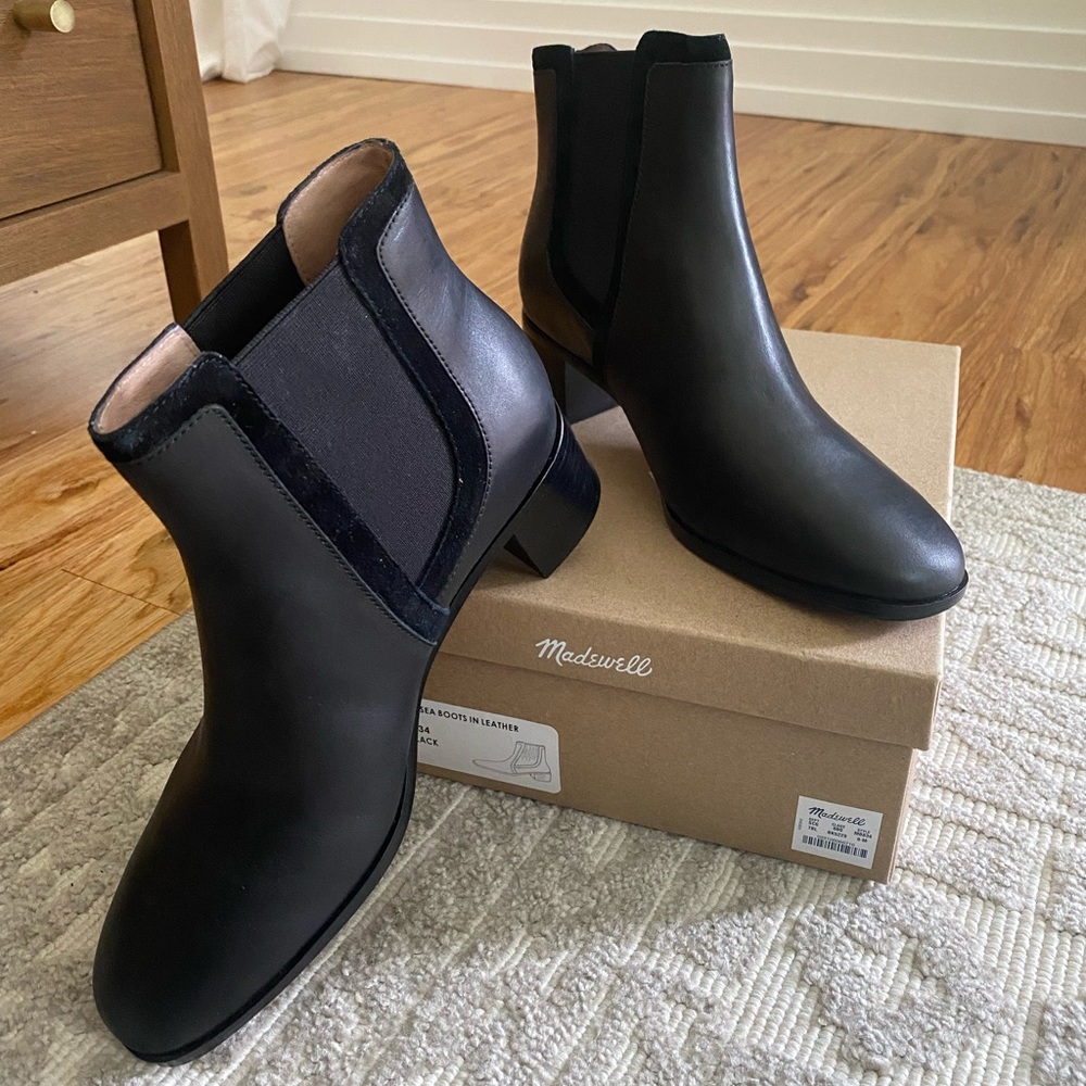 NWT Madewell Chelsea boots